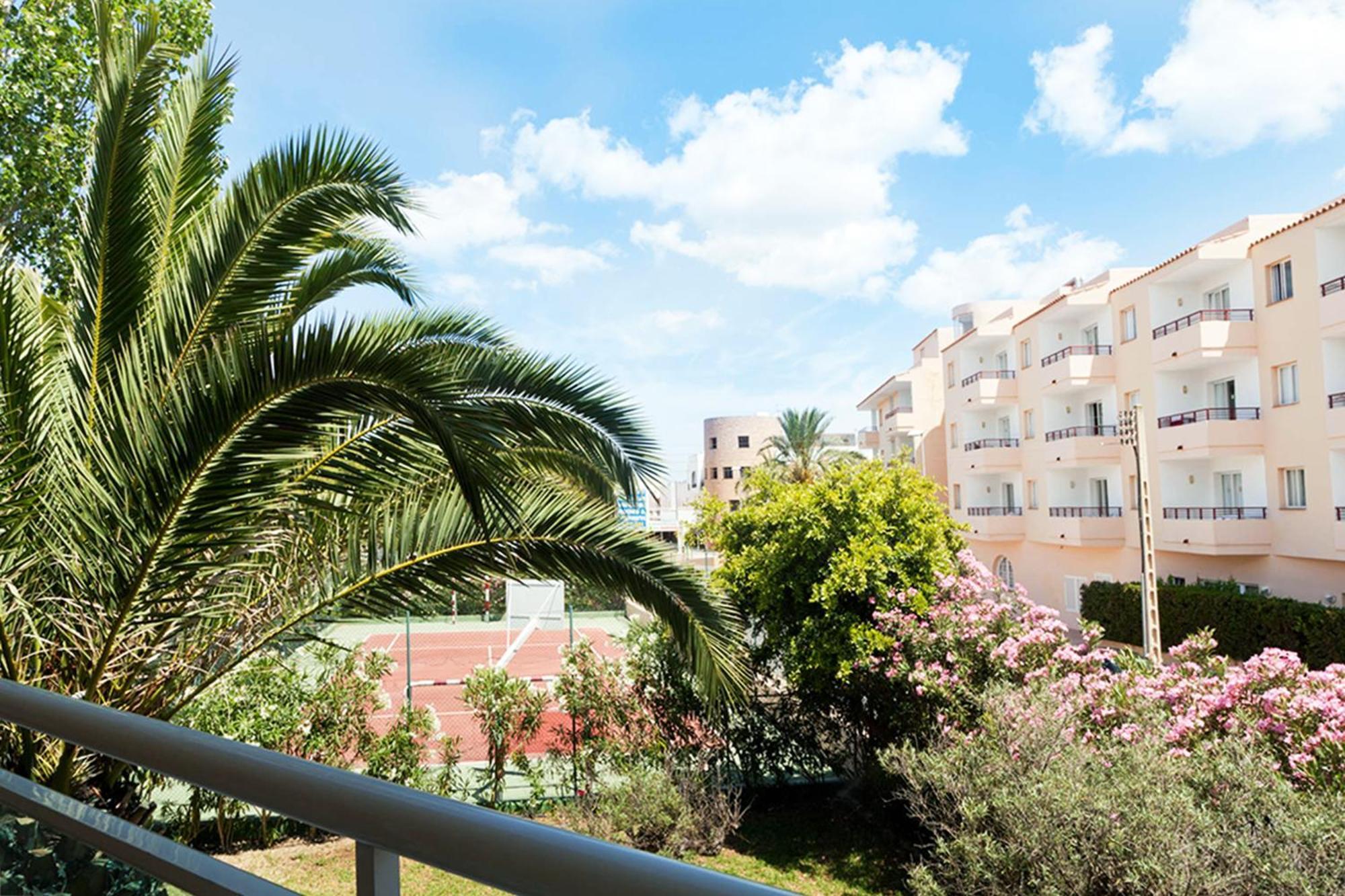 Sant Antoni de Portmany Aparthotel Vibra Club Maritim מראה חיצוני תמונה