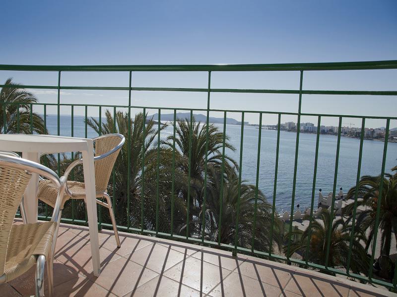 Sant Antoni de Portmany Aparthotel Vibra Club Maritim מראה חיצוני תמונה