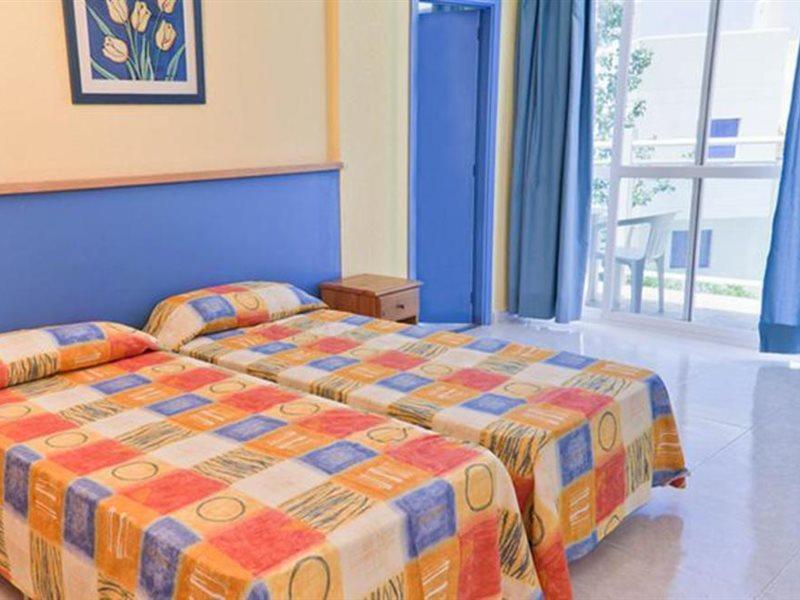 Sant Antoni de Portmany Aparthotel Vibra Club Maritim מראה חיצוני תמונה
